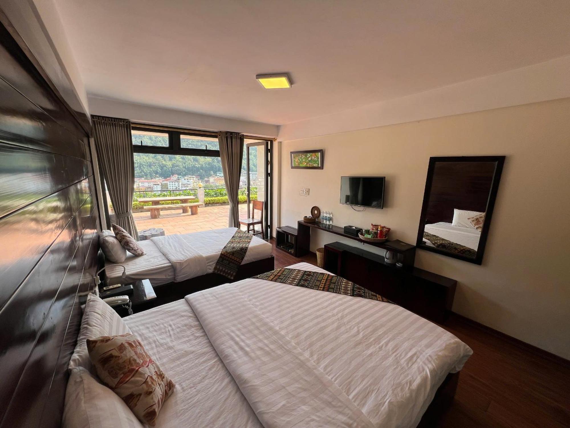 Village Hotel